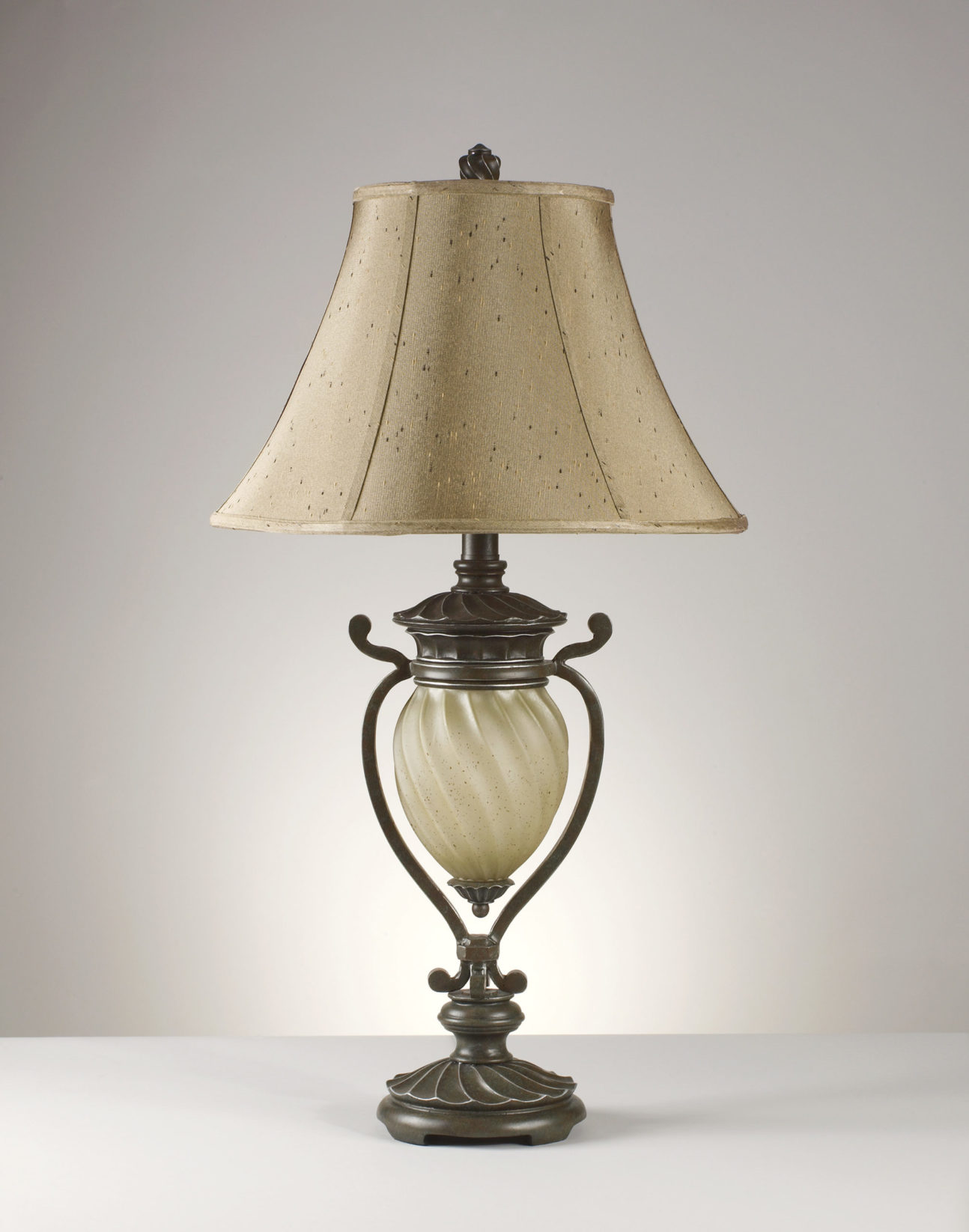 Traditional Aged Glass Table Lamp - Image 4