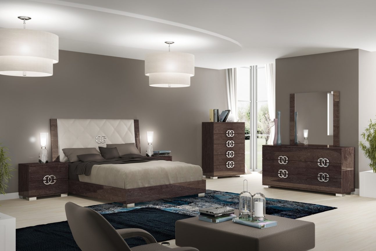 CONTEMPORARY BROWN LACQUER BEDROOM - MADE IN ITALY!