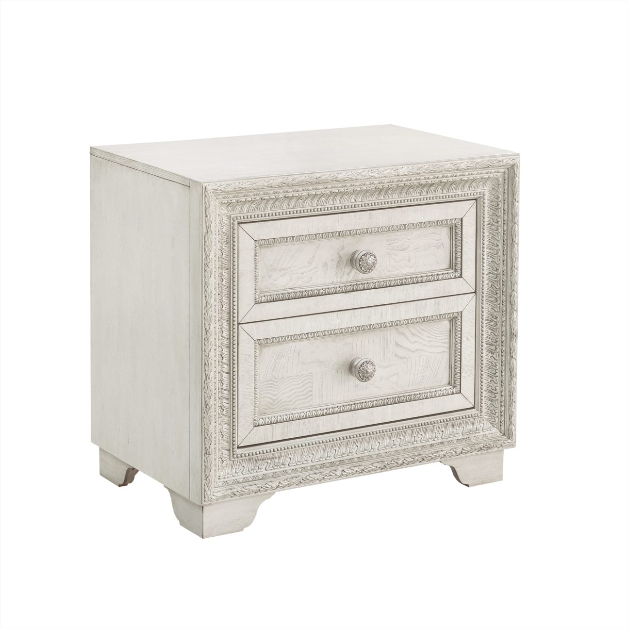 Traditional Champagne Silver Bedroom - Image 4
